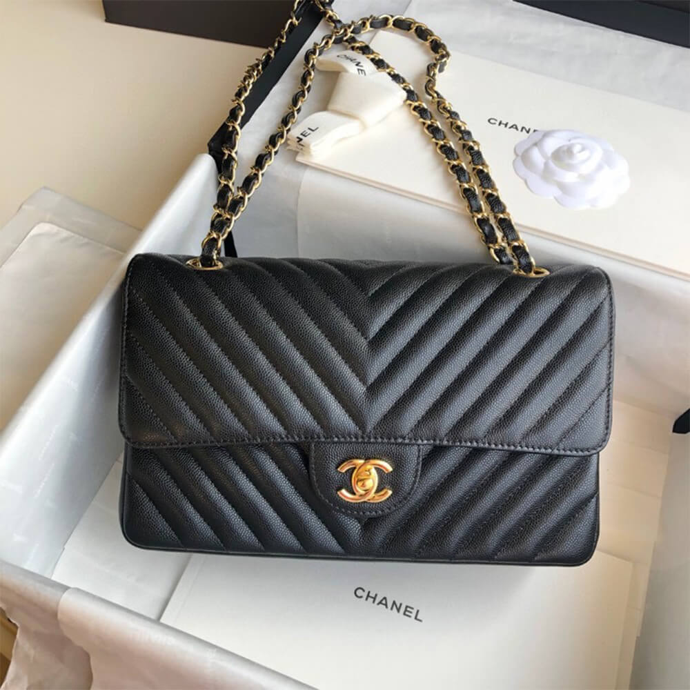 Ch*el classic chevron medium flap