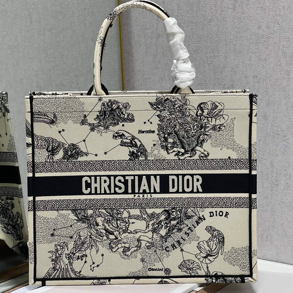 large D*or book tote