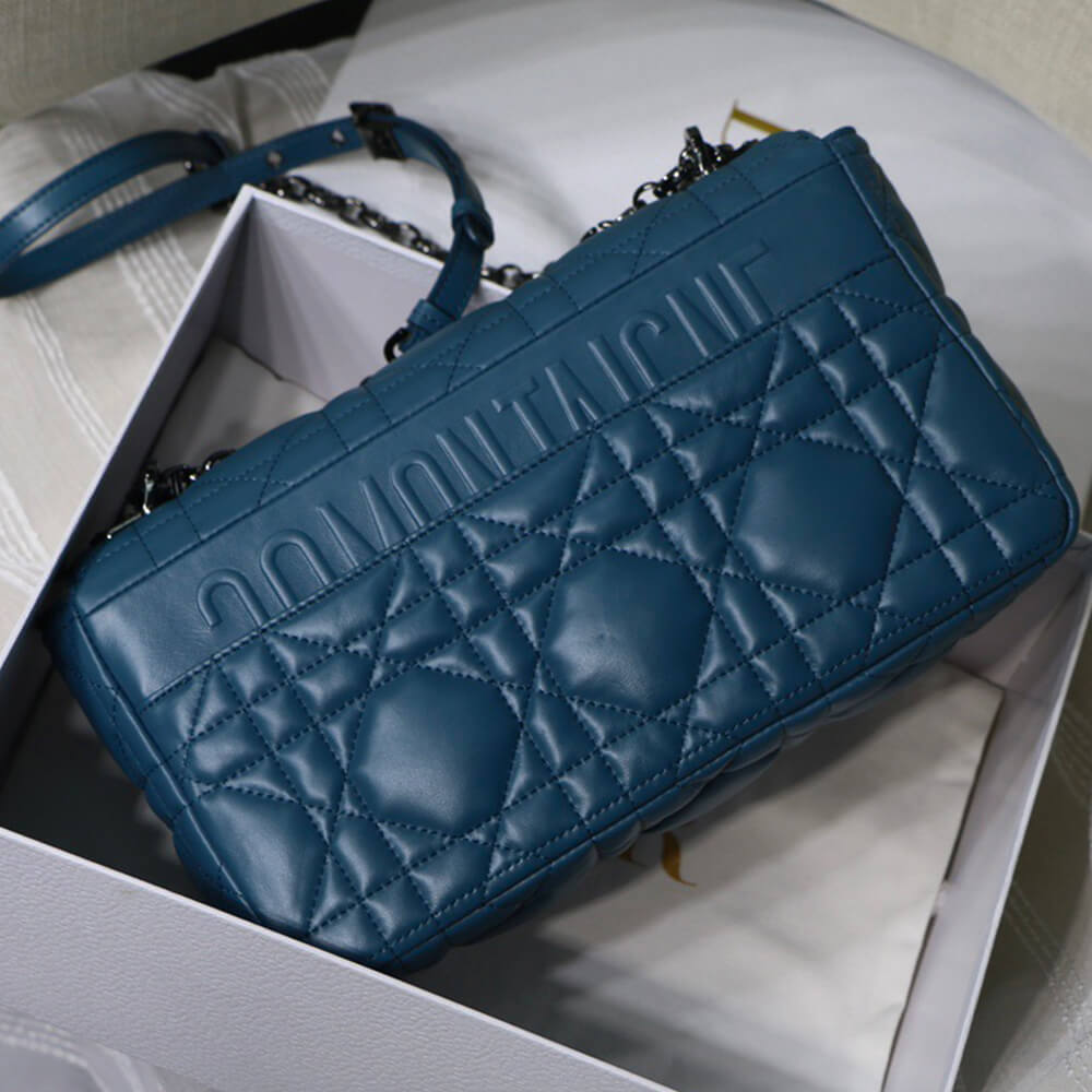 large D*or caro bag