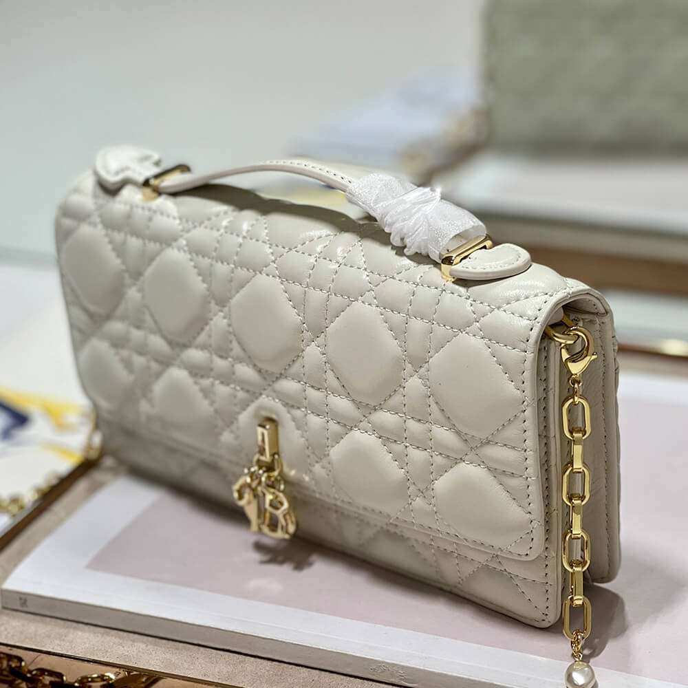 miss D*or mini bag