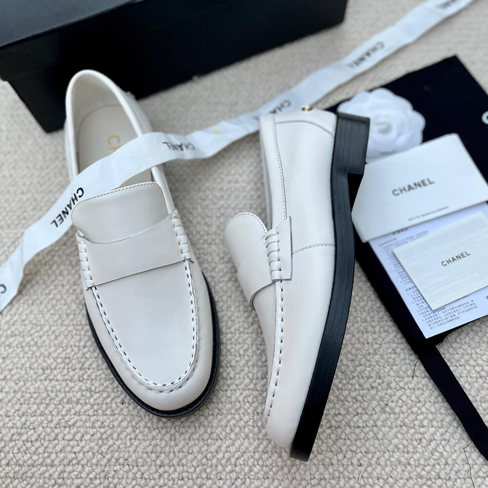 Ch*el loafer