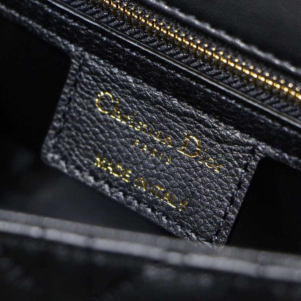 small D*or caro bag