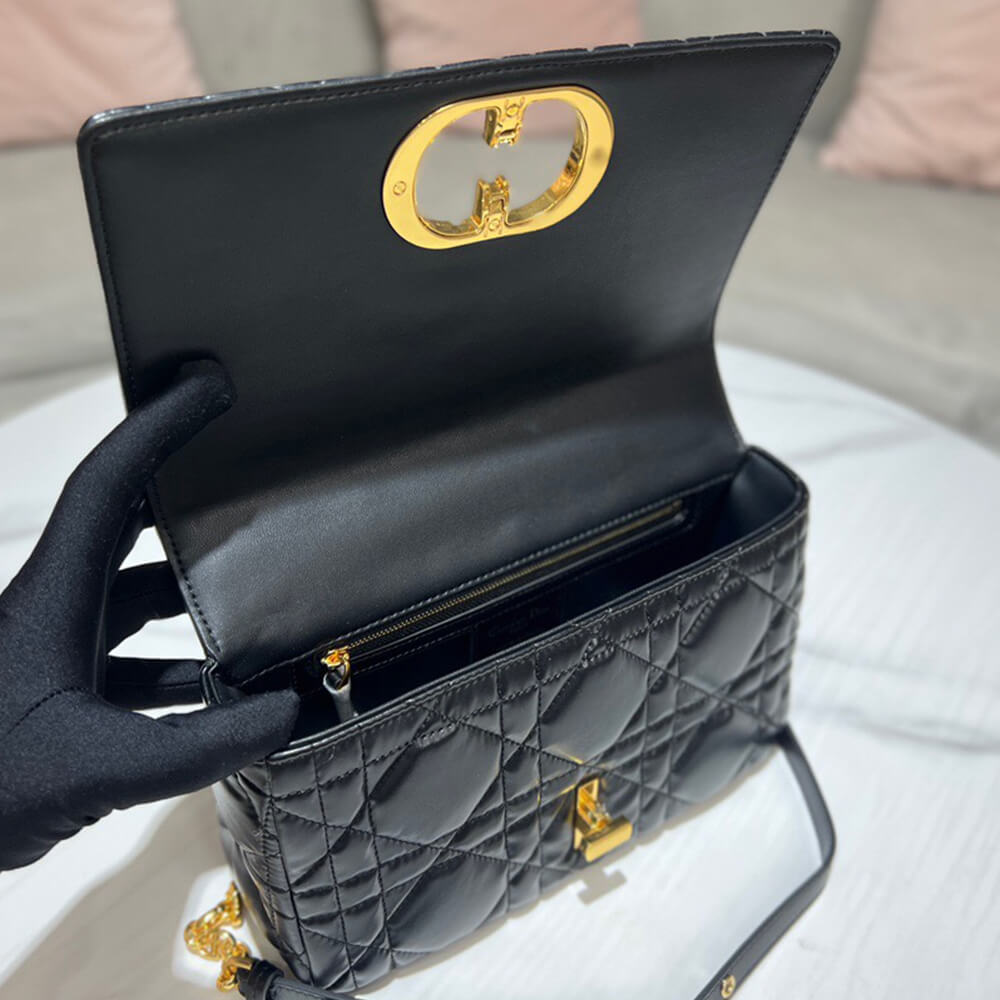 medium D*or caro bag