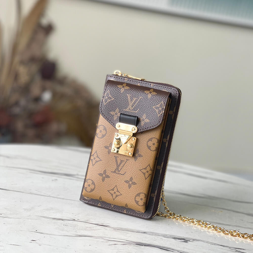 l**is V*t*n vertical zippy wallet métis