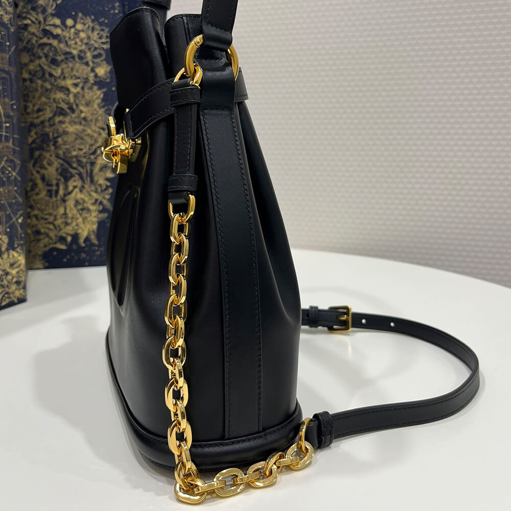 medium c’est D*or bag
