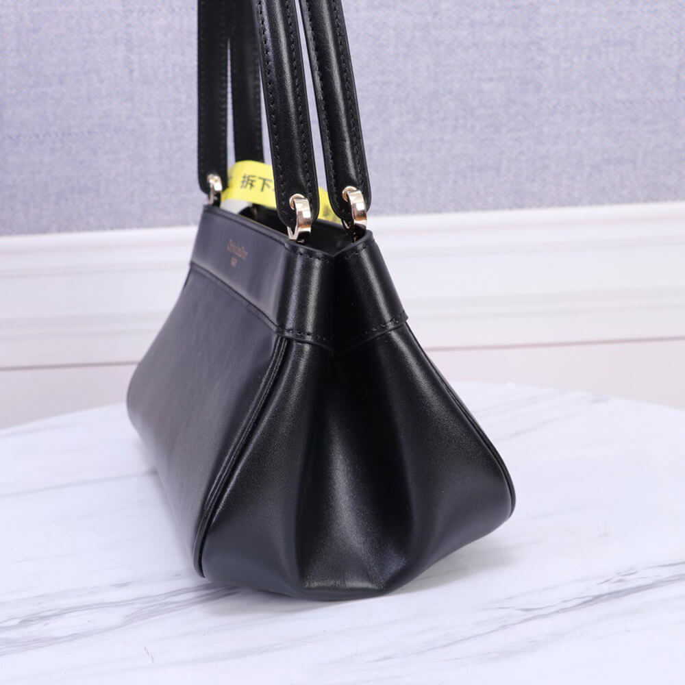 small D*or key bag