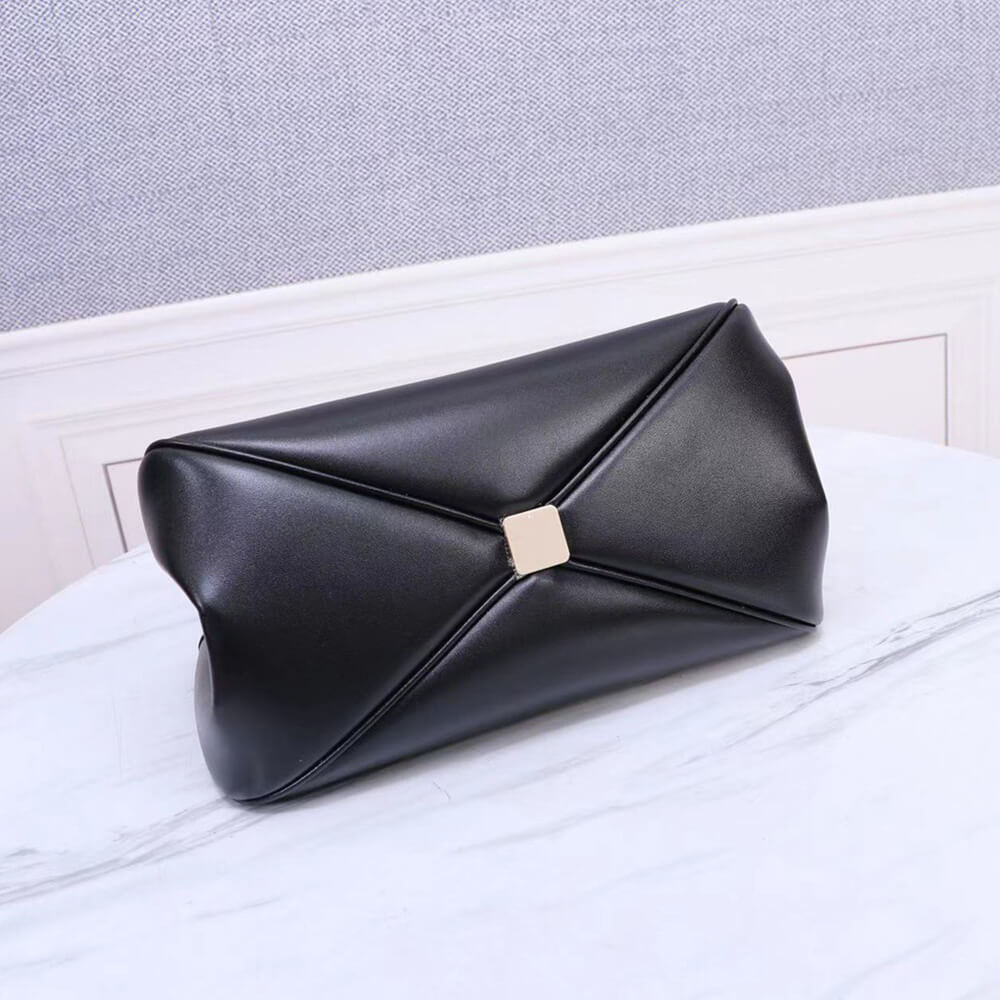 small D*or key bag