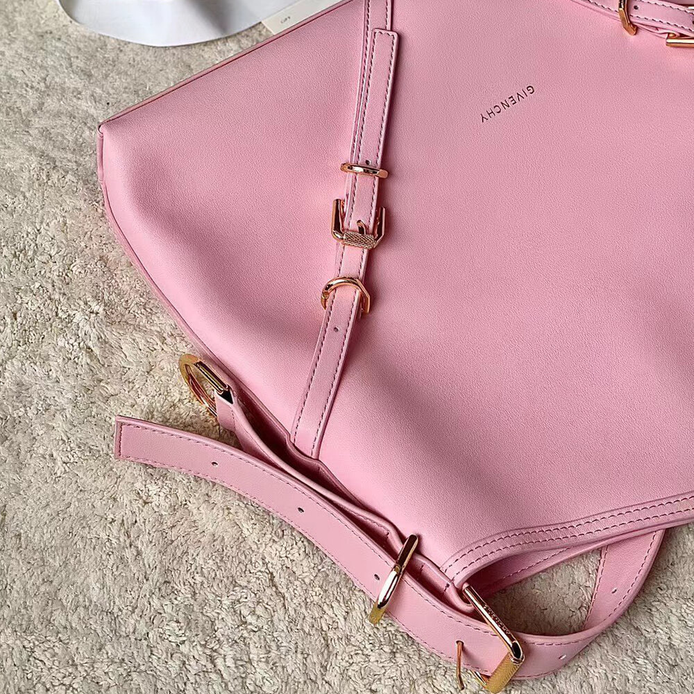 GIVENCHY Medium Voyou bag in leather