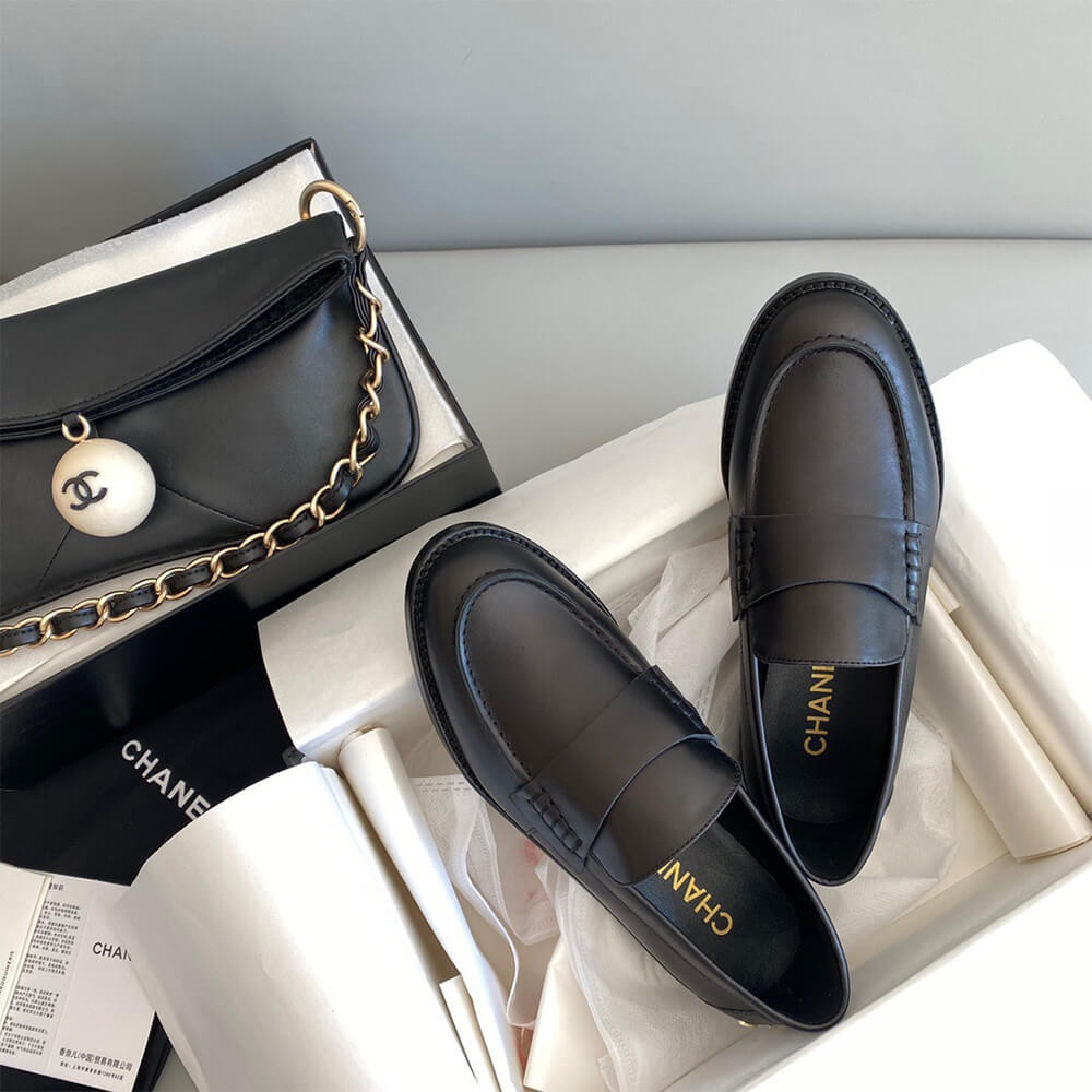 Ch*el loafer