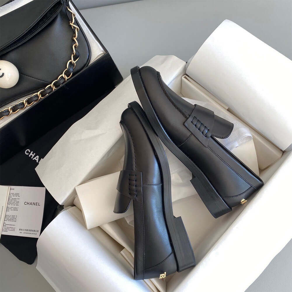 Ch*el loafer