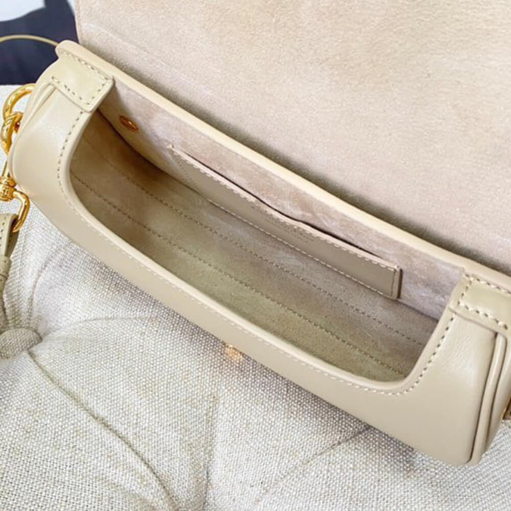 D*or bobby east-west bag