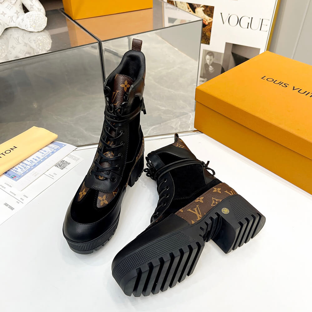 LV Laureate Desert Boot