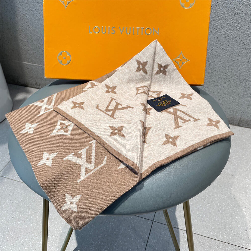 LV Scarf