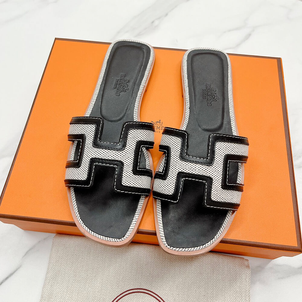 HERMÈS ORAN SANDAL