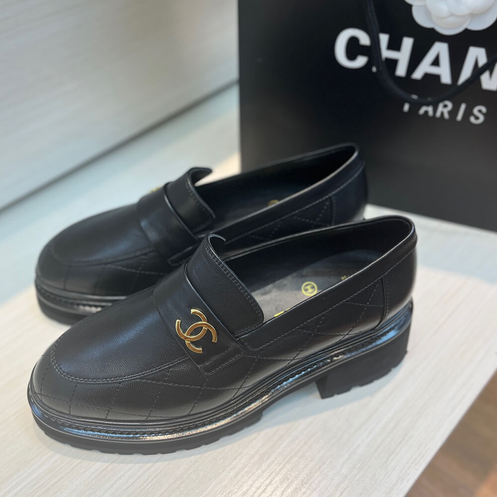Ch*el loafer