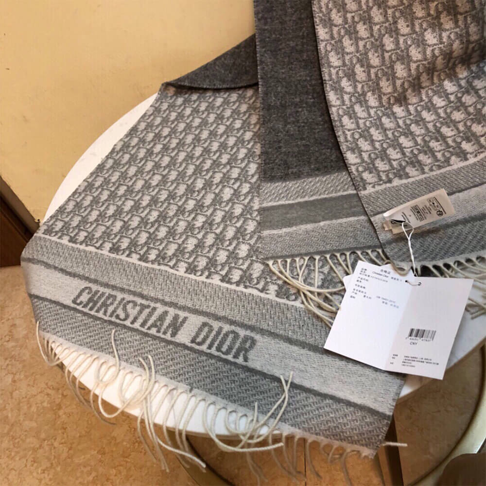 D*or oblique scarf