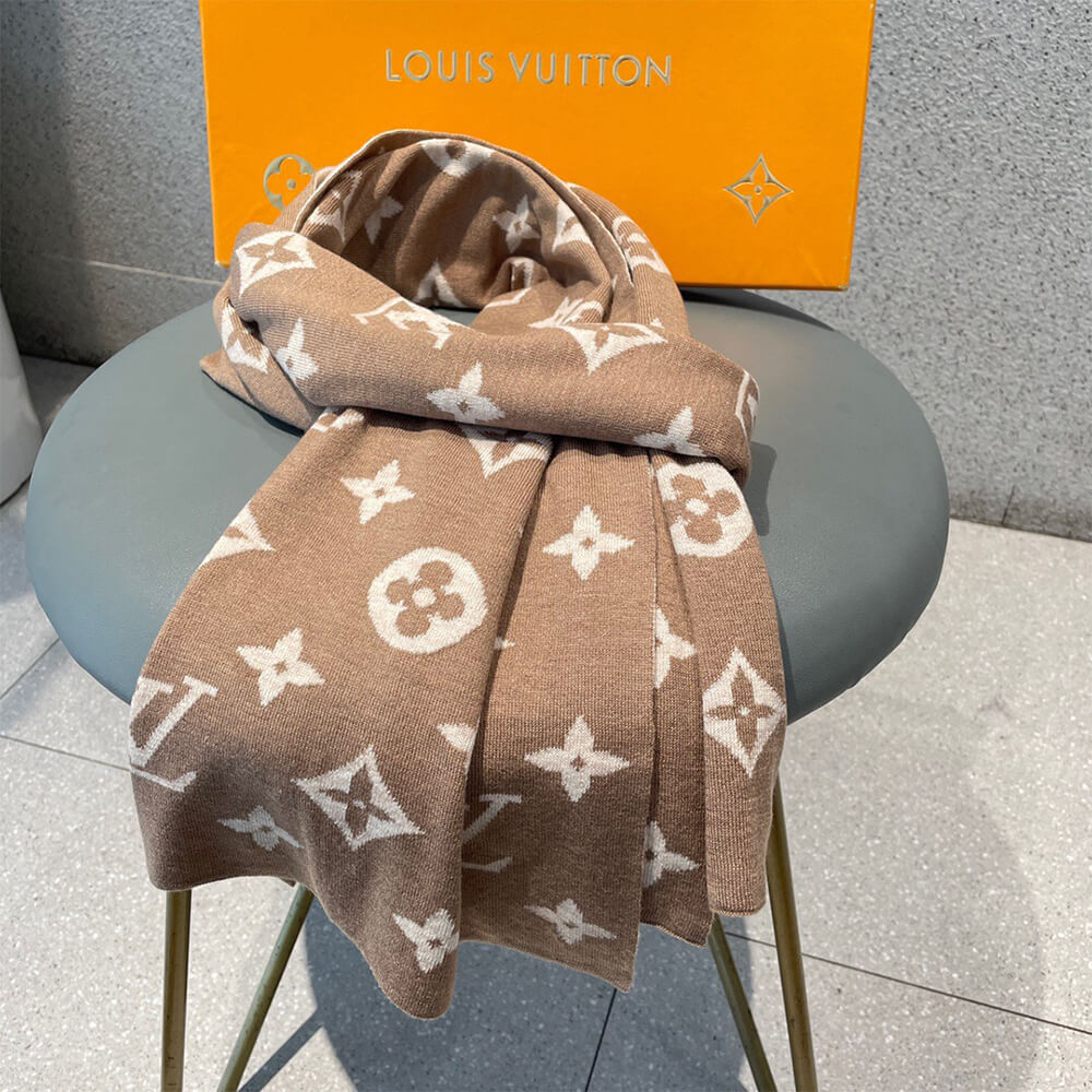 LV Scarf