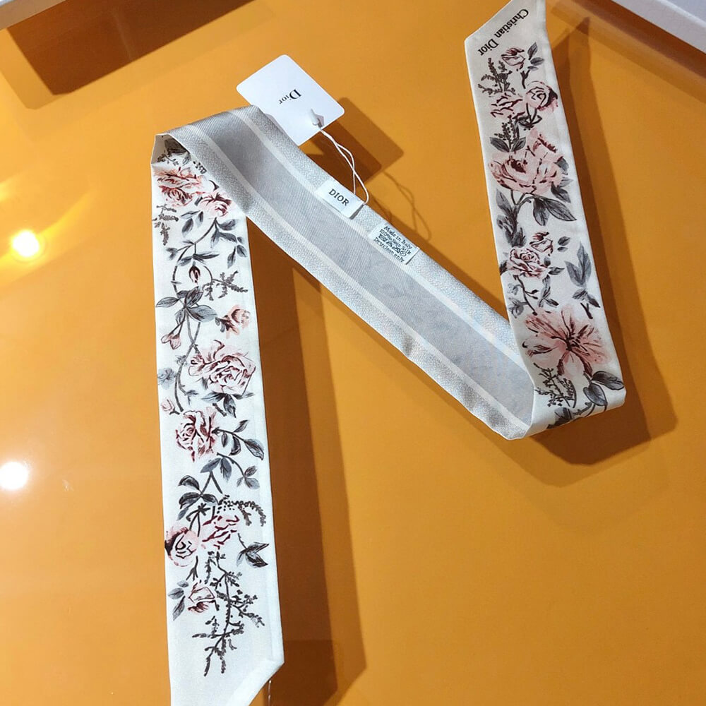 D*or d-floral mitzah scarf
