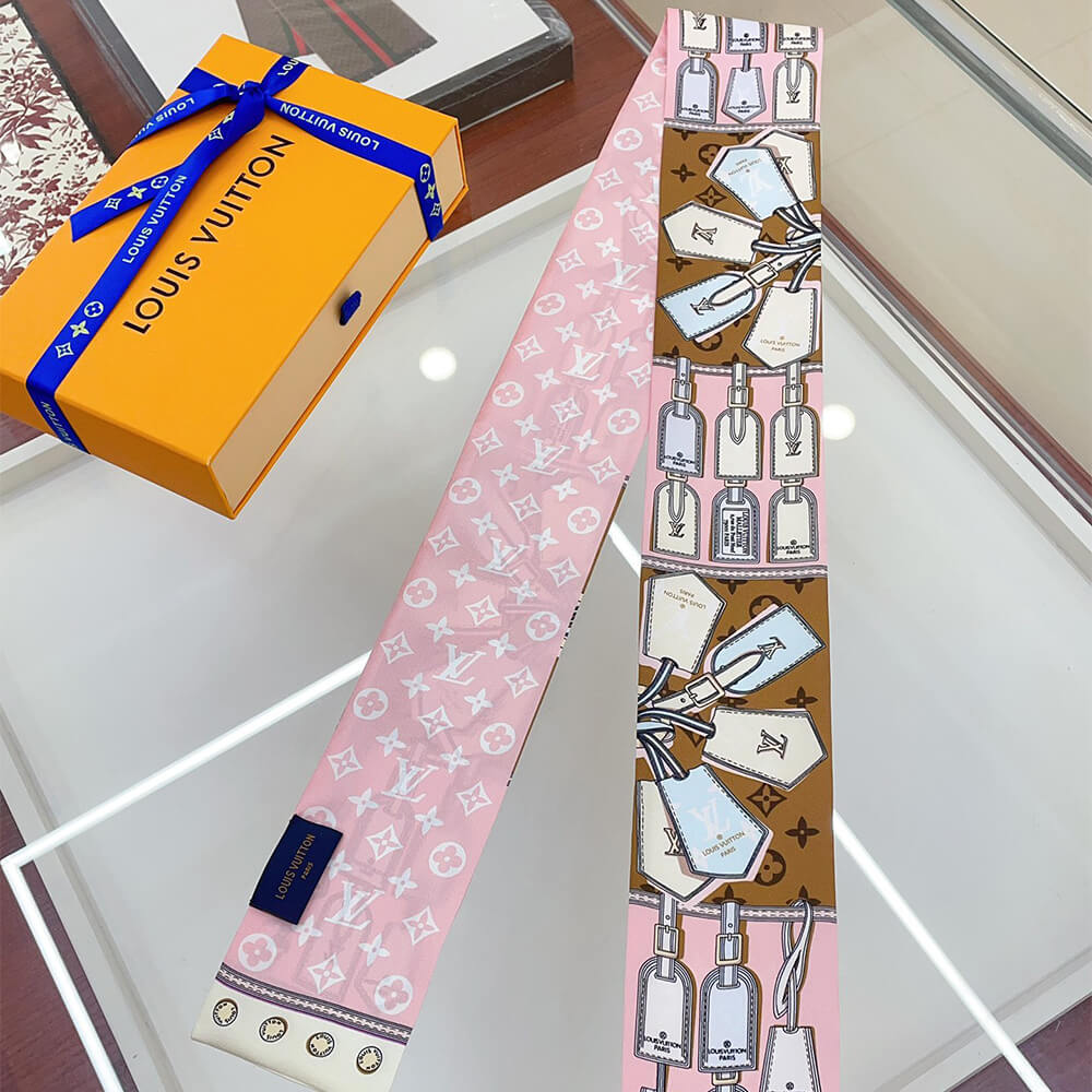 LV Scarf
