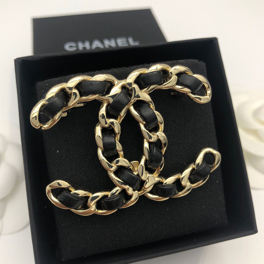 Ch*el brooch pin