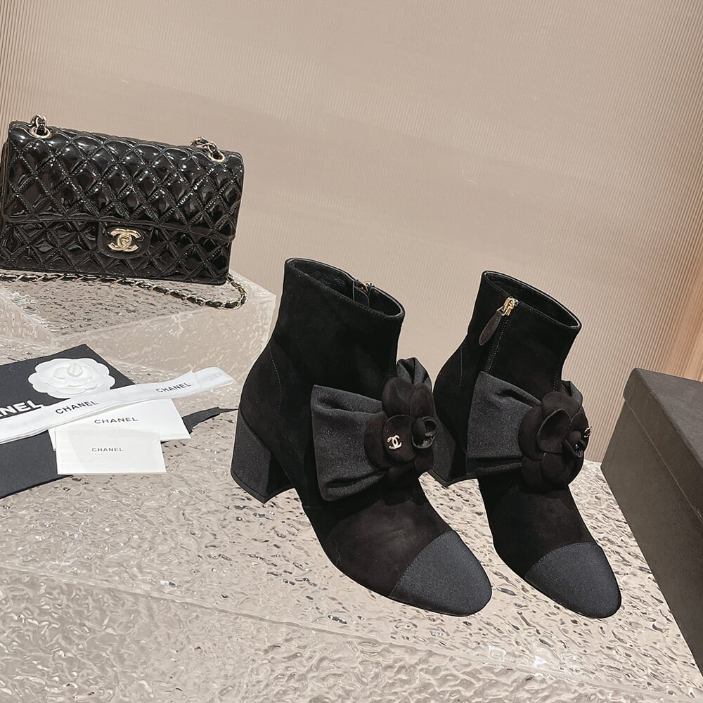 Ch*el short boots
