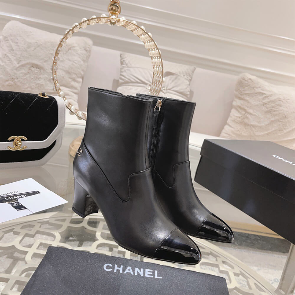 Ch*el short boots