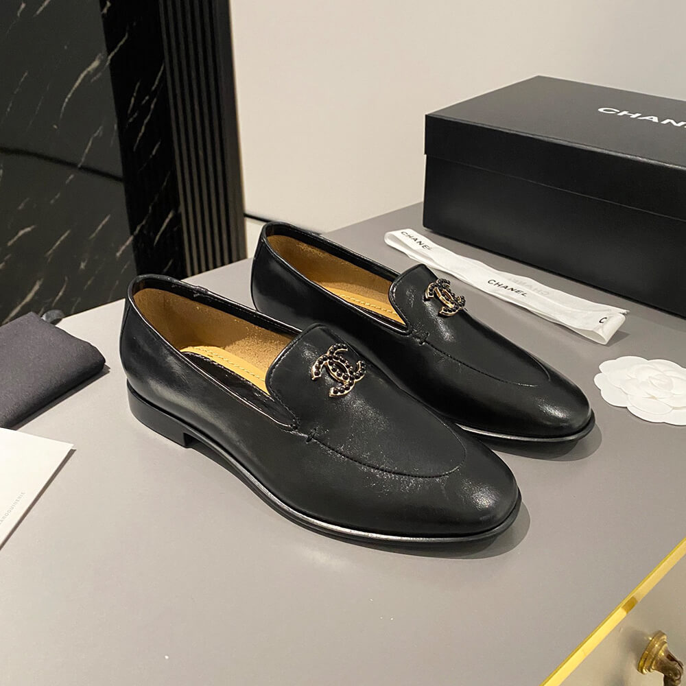 Ch*el loafer