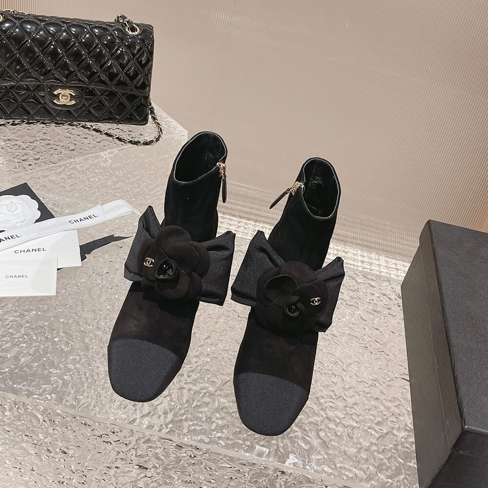 Ch*el short boots