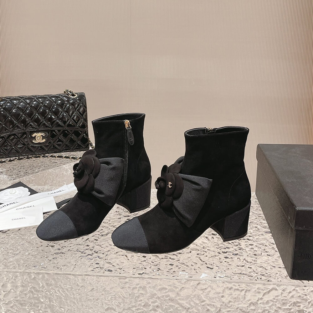Ch*el short boots