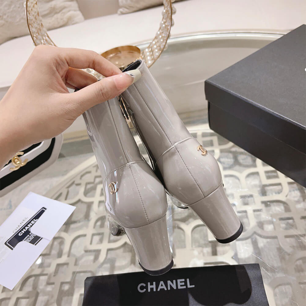 Ch*el short boots