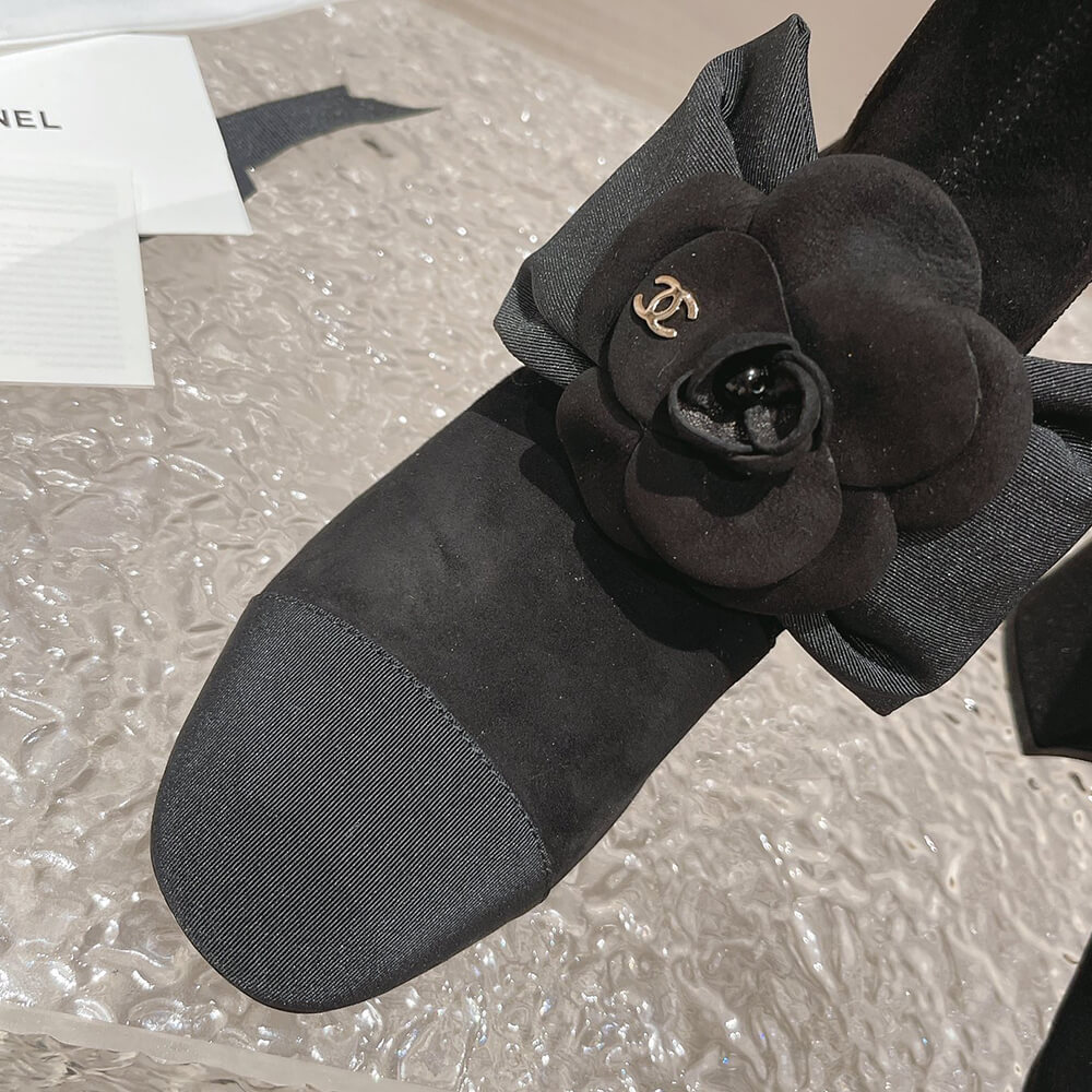 Ch*el short boots