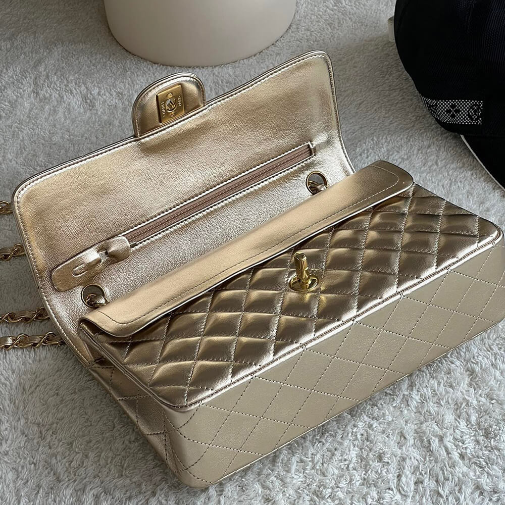 Ch*el medium classic flap