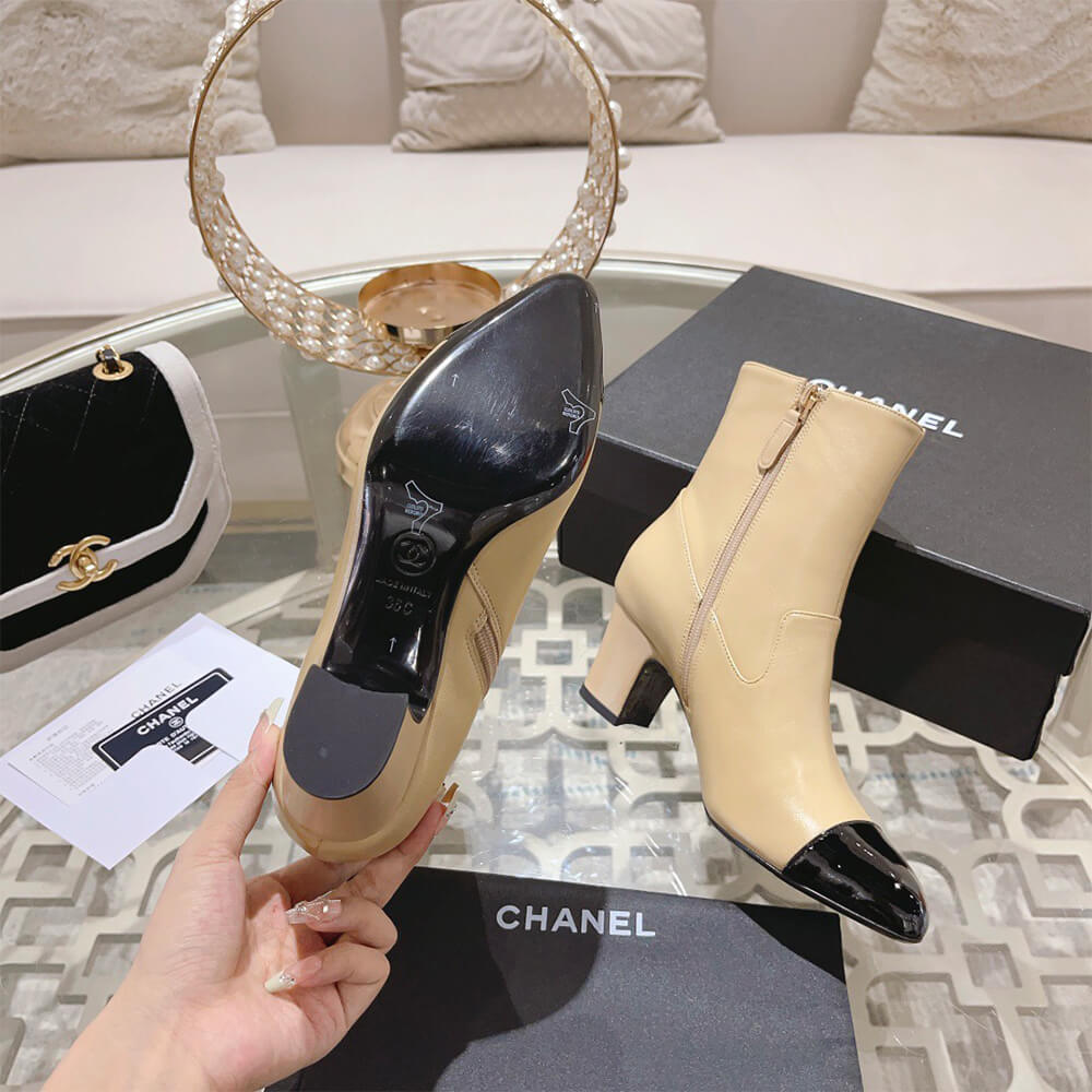 Ch*el short boots