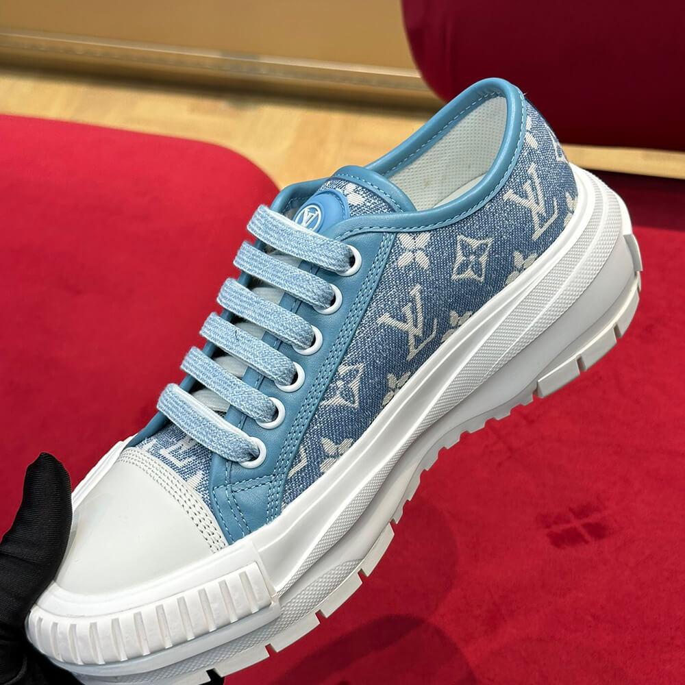 LV SQUAD SNEAKER