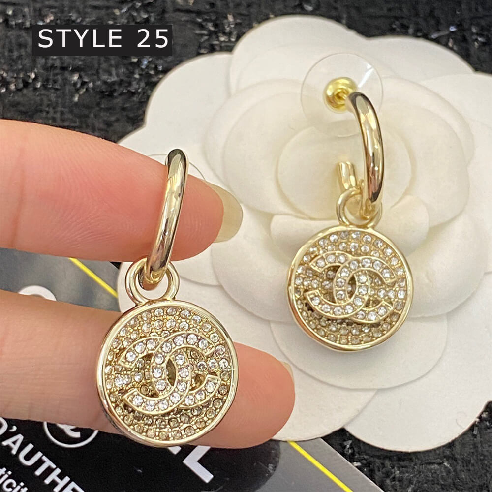 Ch*el earrings (37 tyles)