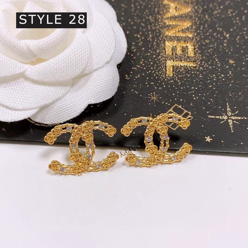 Ch*el earrings (37 tyles)