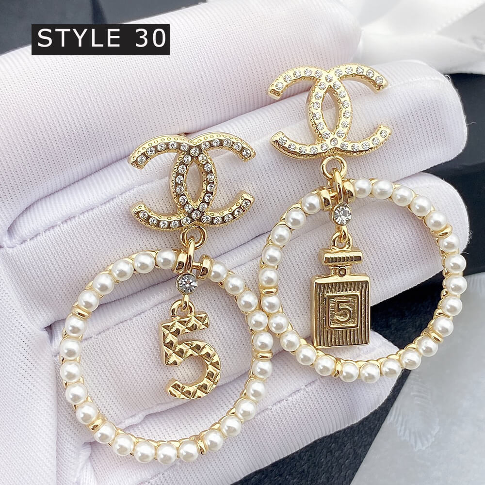 Ch*el earrings (37 tyles)