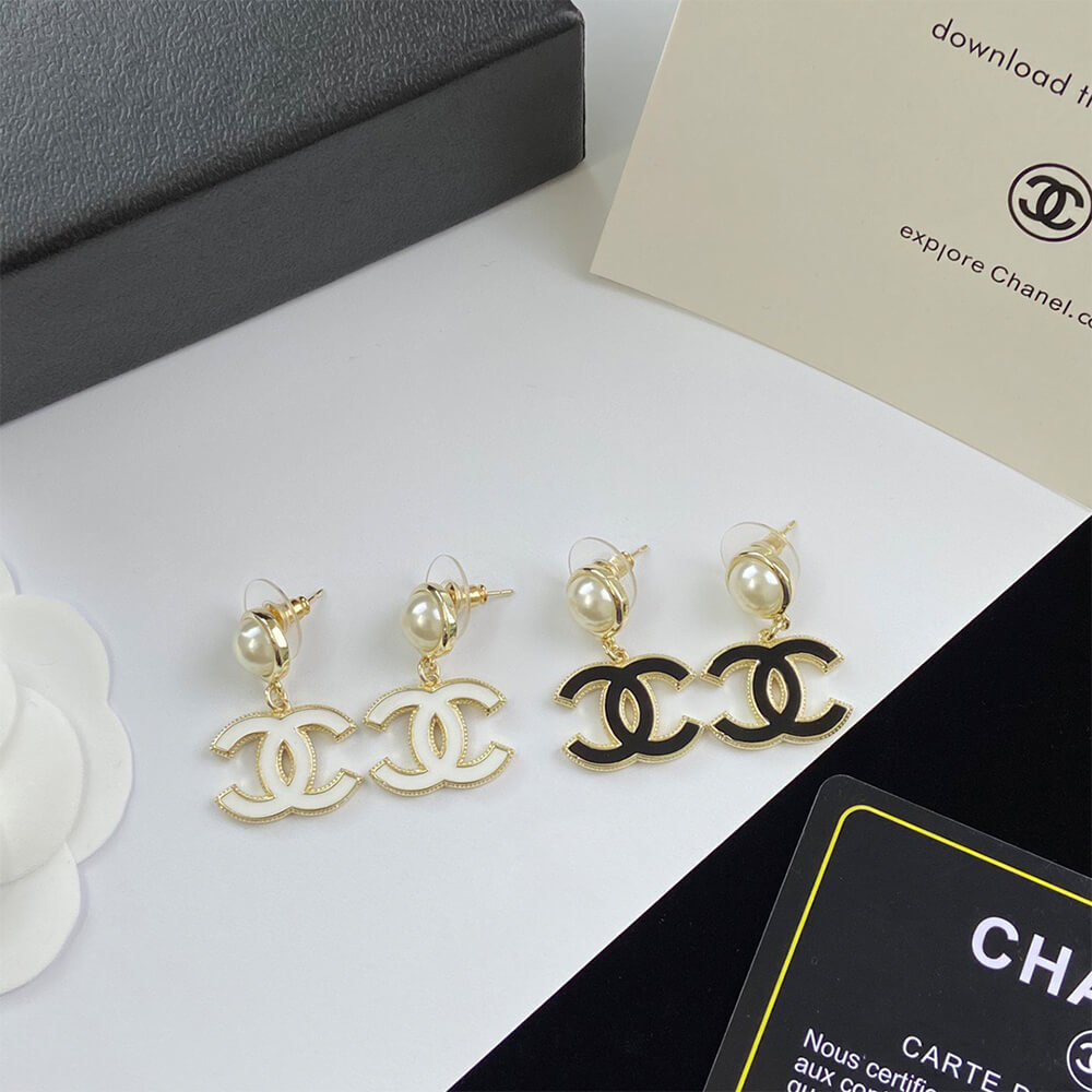 Ch*el earrings (37 tyles)