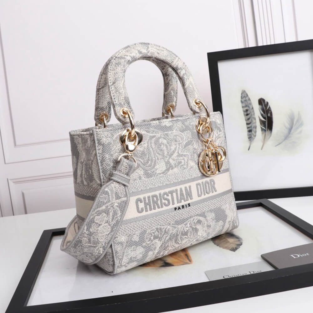 D*or medium lady d-lite bag(high-end grade)