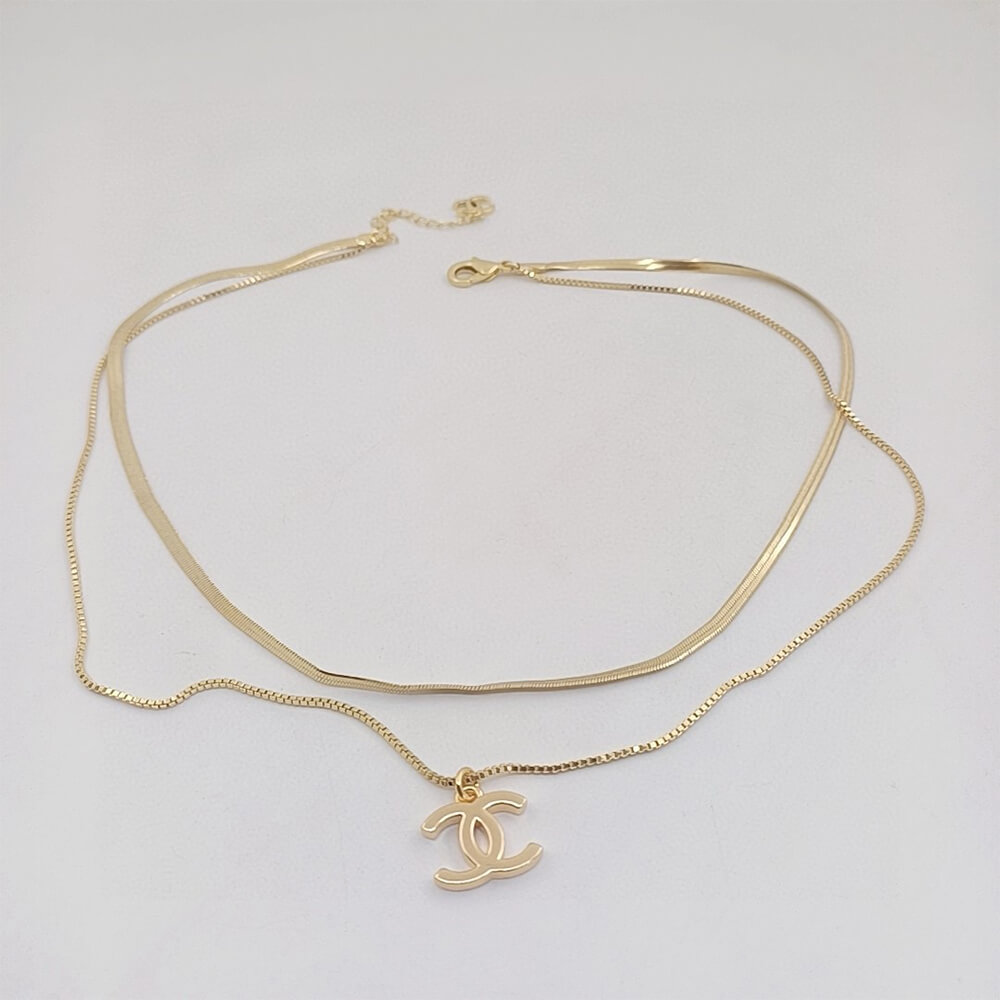 Ch*el necklace