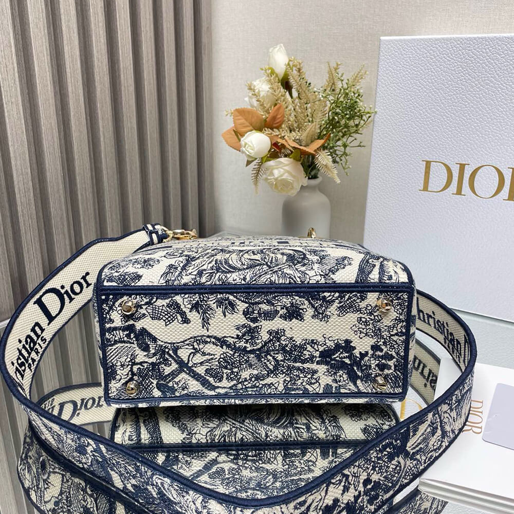 D*or medium lady d-lite bag(high-end grade)