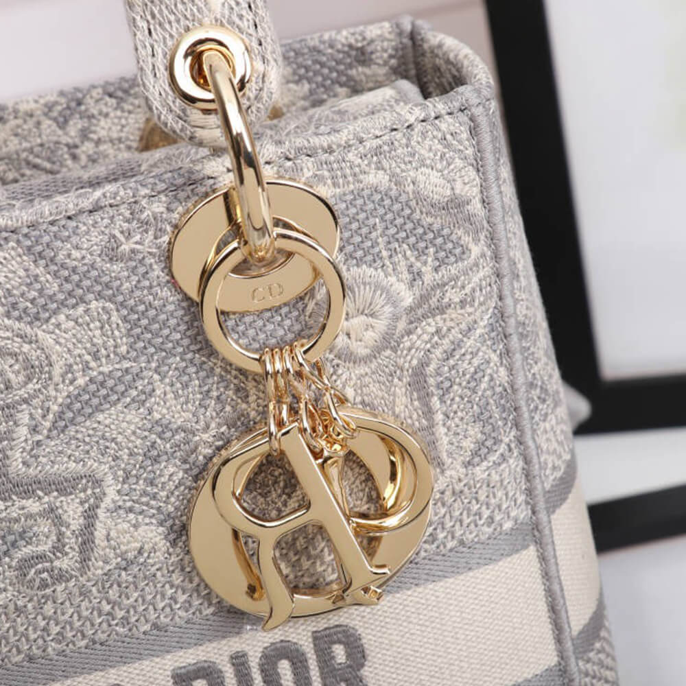 D*or medium lady d-lite bag(high-end grade)