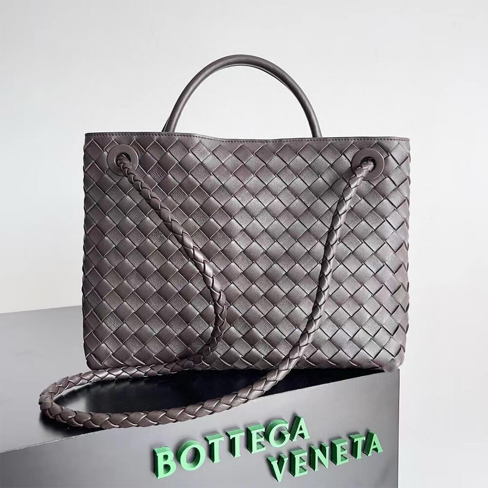 bo*te*ga Ve*ne*ta medium andiamo