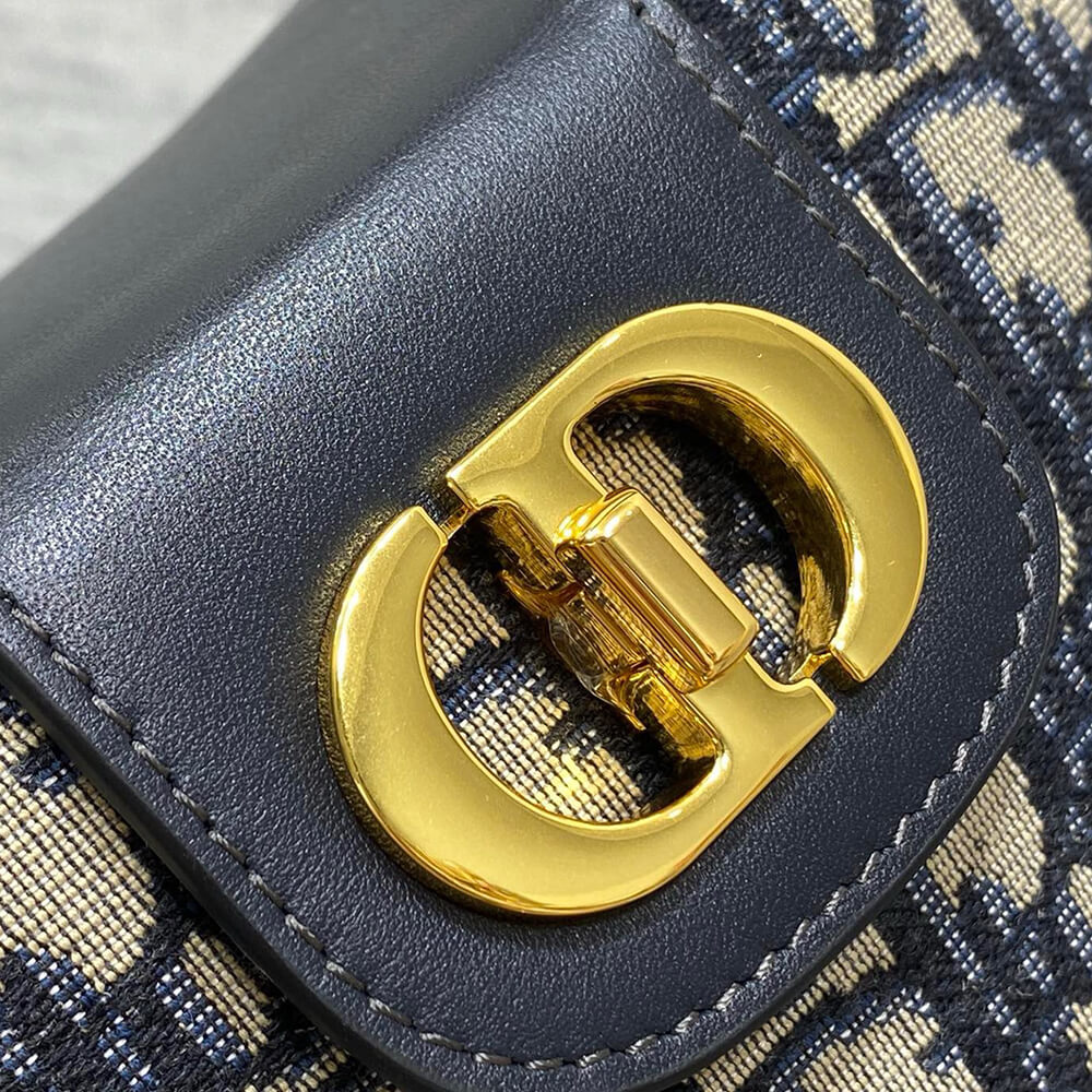 30 montaigne D*or amber mini bucket bag