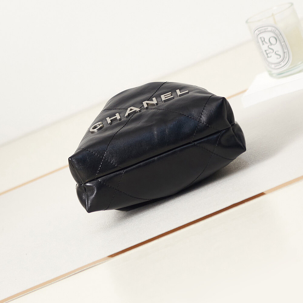 Ch*el 22 mini handbag