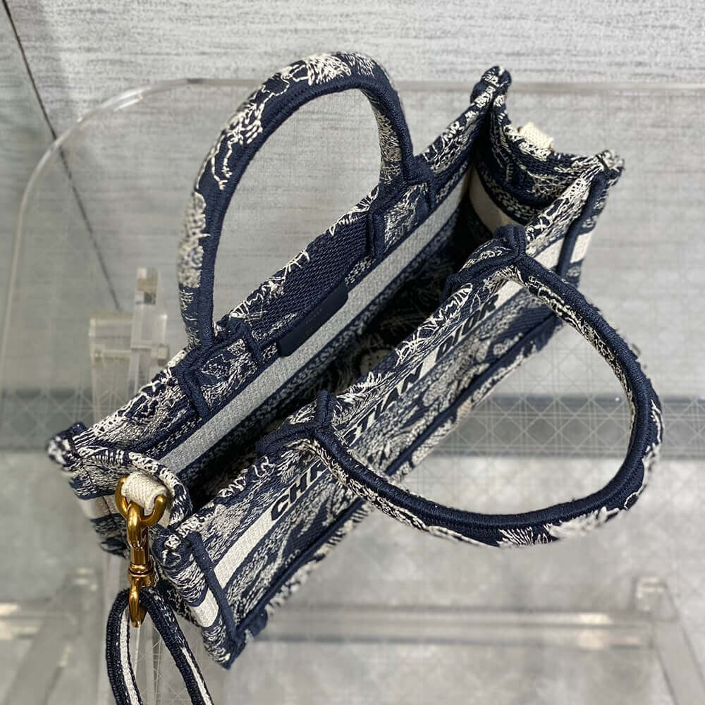D*or mini D*or book tote