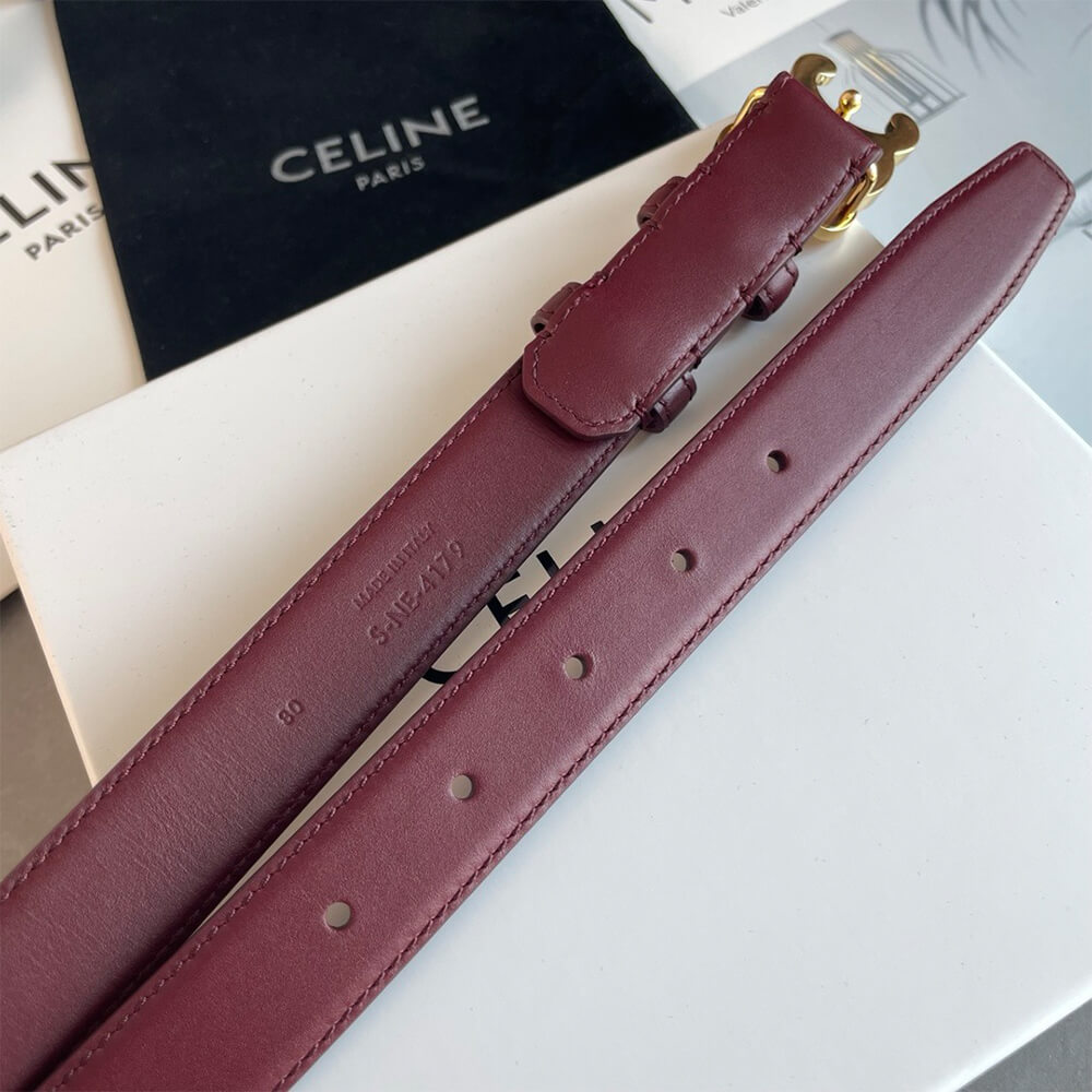 MEDIUM TRIOMPHE BELT IN TAURILLON LEATHER