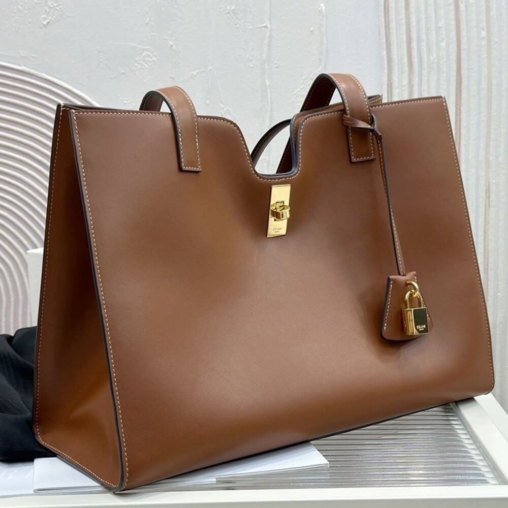 ce**e cabas 16 in S*pple smooth calfskin