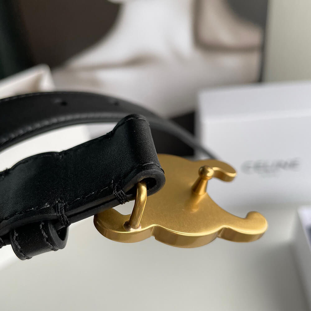 MEDIUM TRIOMPHE BELT IN TAURILLON LEATHER