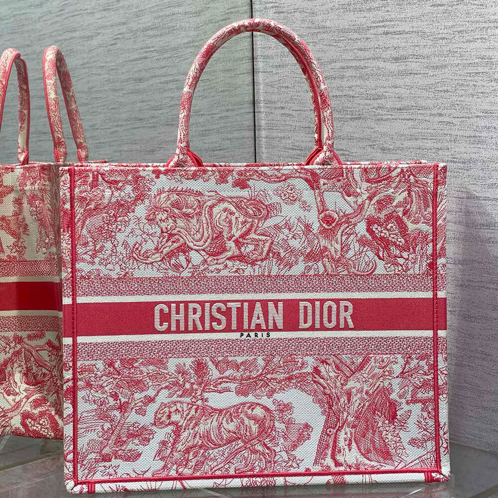 large D*oriviera D*or book tote